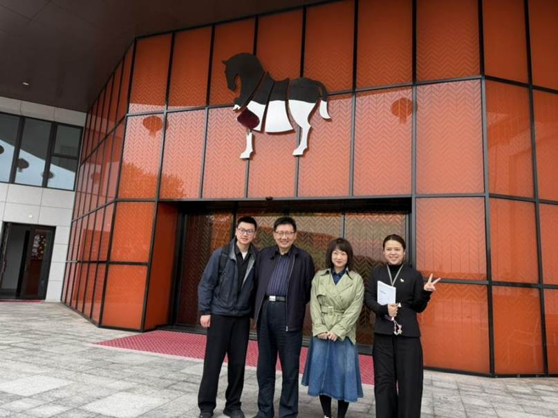 14AF2E88-C7E5-4FBC-BD65-84198FCB1584_1_105_c